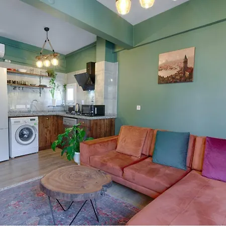 Cozy Center 1br W Balcony Near Galataport ! Apartment Istanbul